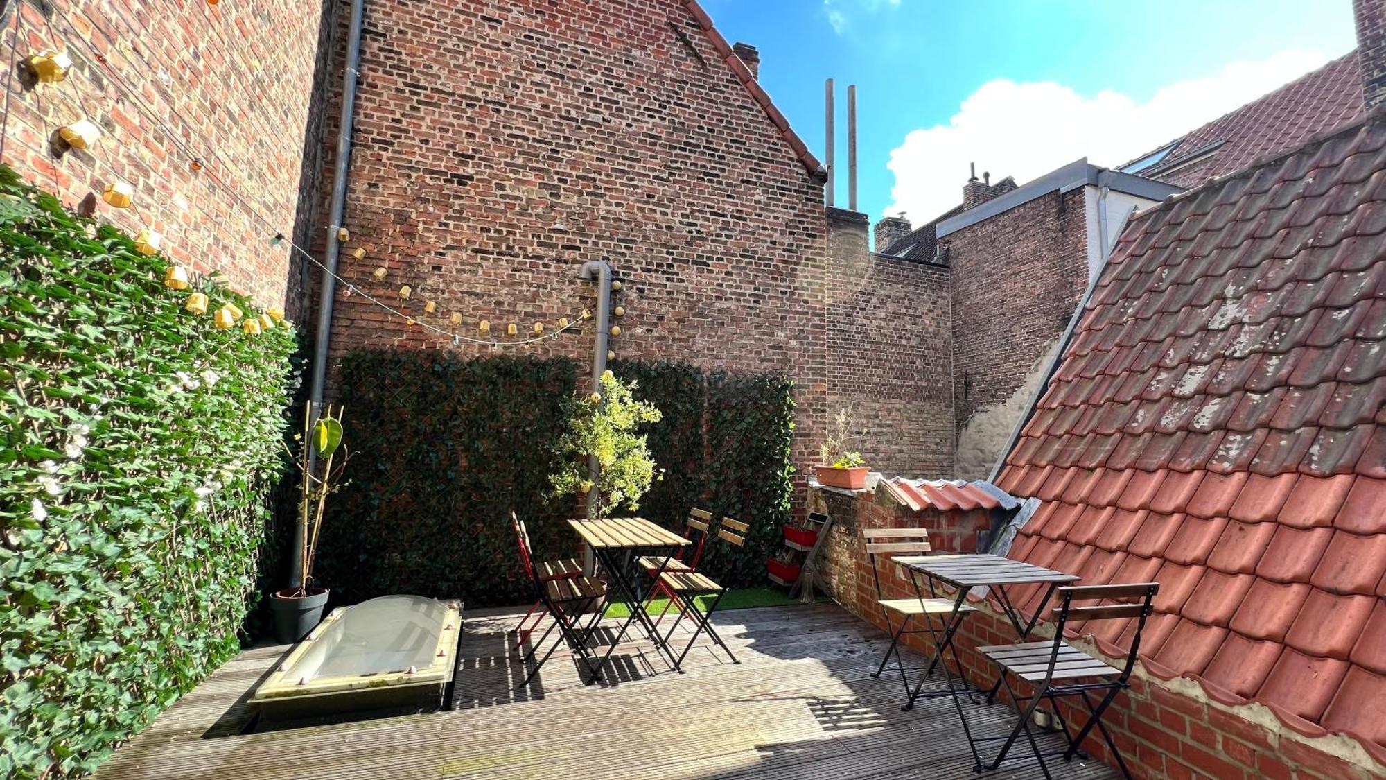 Ura City Center Brugge Экстерьер фото